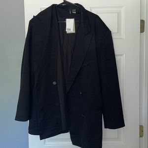 NEVER WORN. BLACK H&M Blazer. Size XL